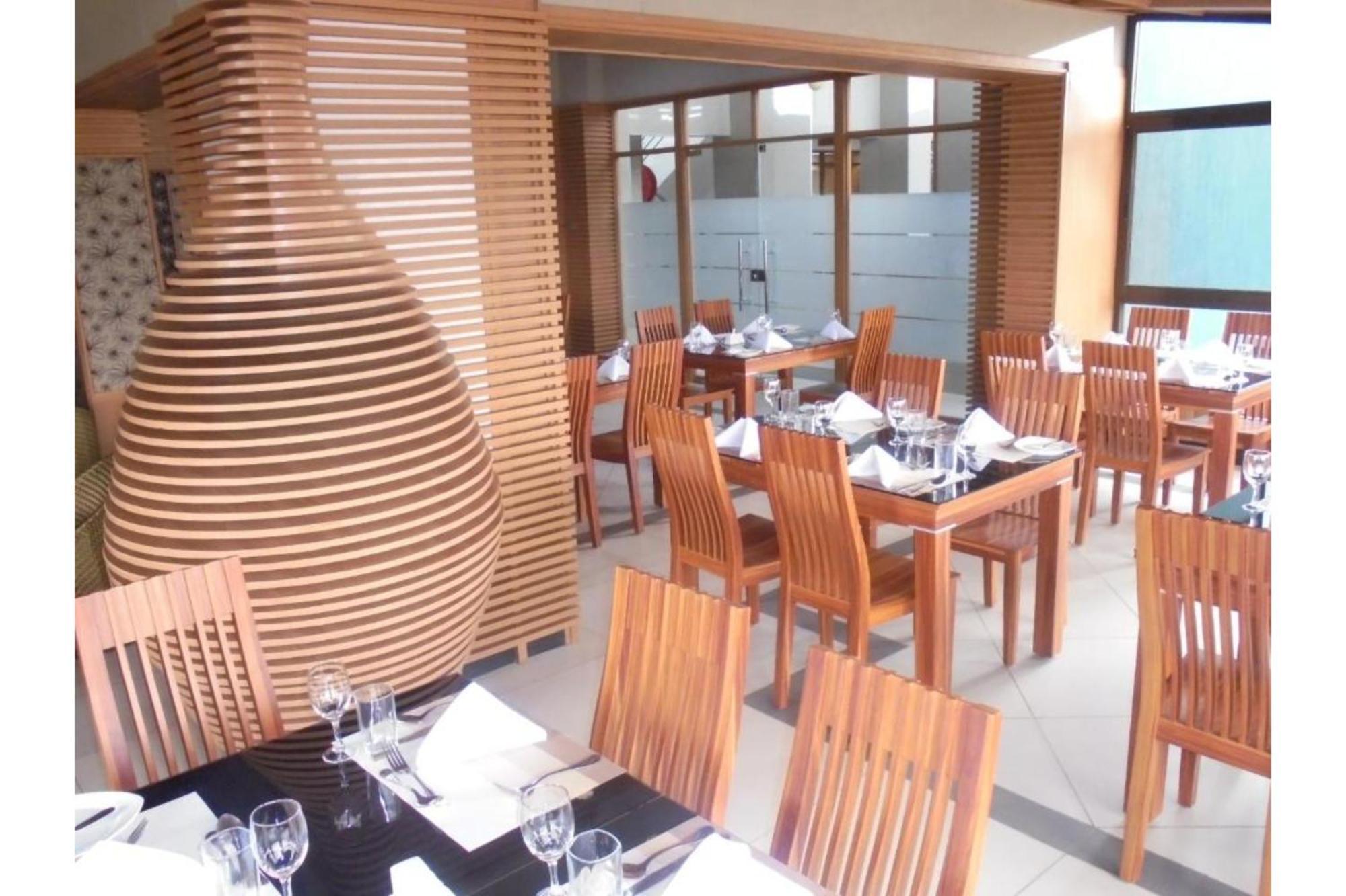 We Hotel & Suites Nairobi Exterior photo