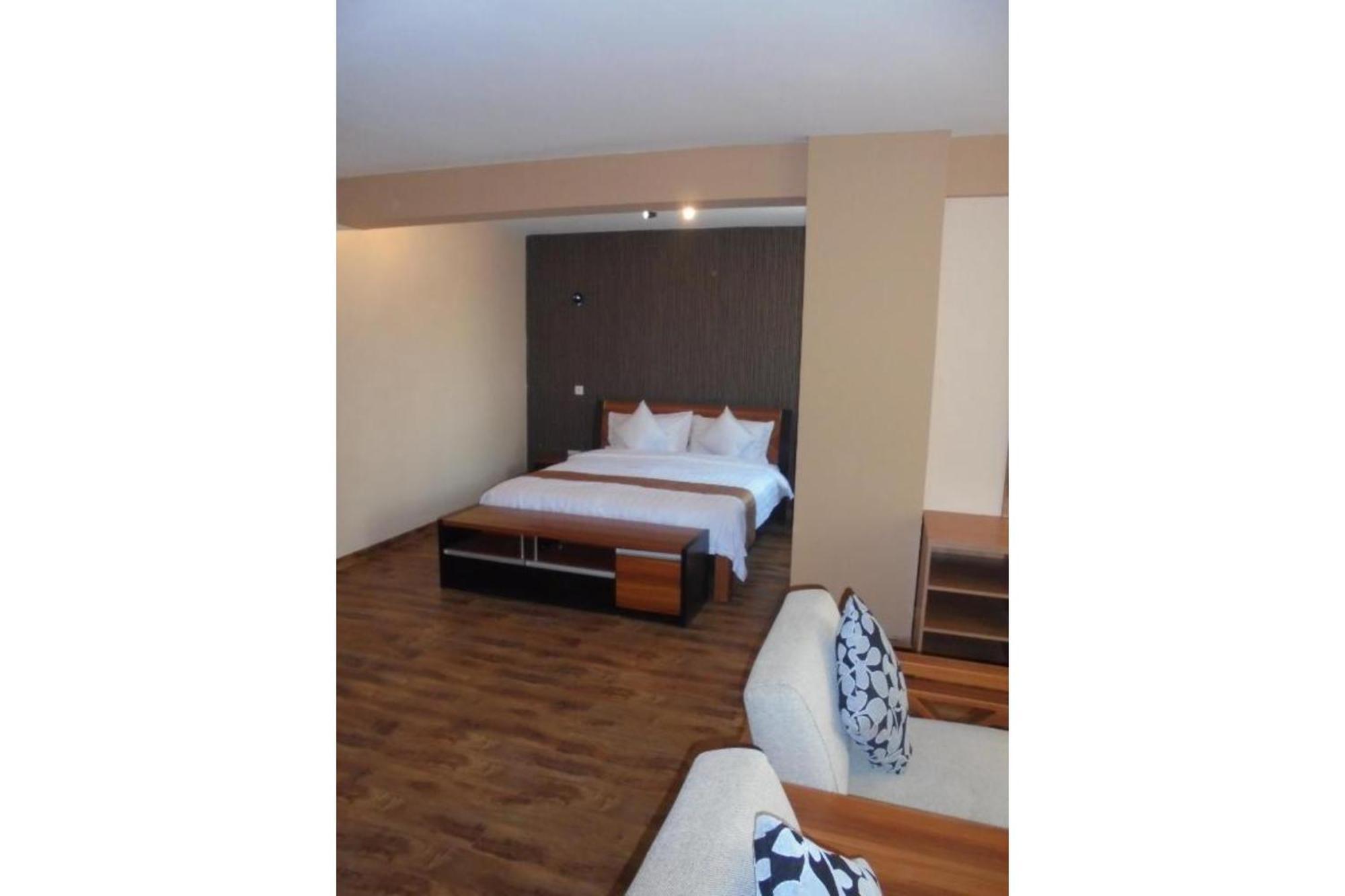 We Hotel & Suites Nairobi Exterior photo